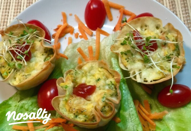 Mini pizzák muffinsütőben sütve
