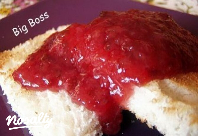 Zamatos ringlódzsem pirosszőlővel