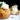 Medvehagymás-sajtos muffin túróhabbal