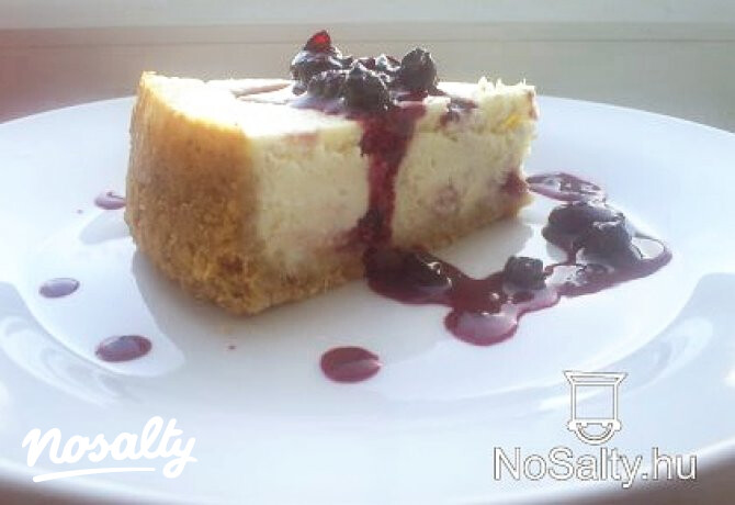 Mixed Berries Swirl Cheesecake