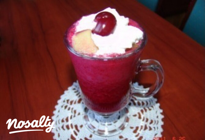 Meggyes-rebarbarás smoothie