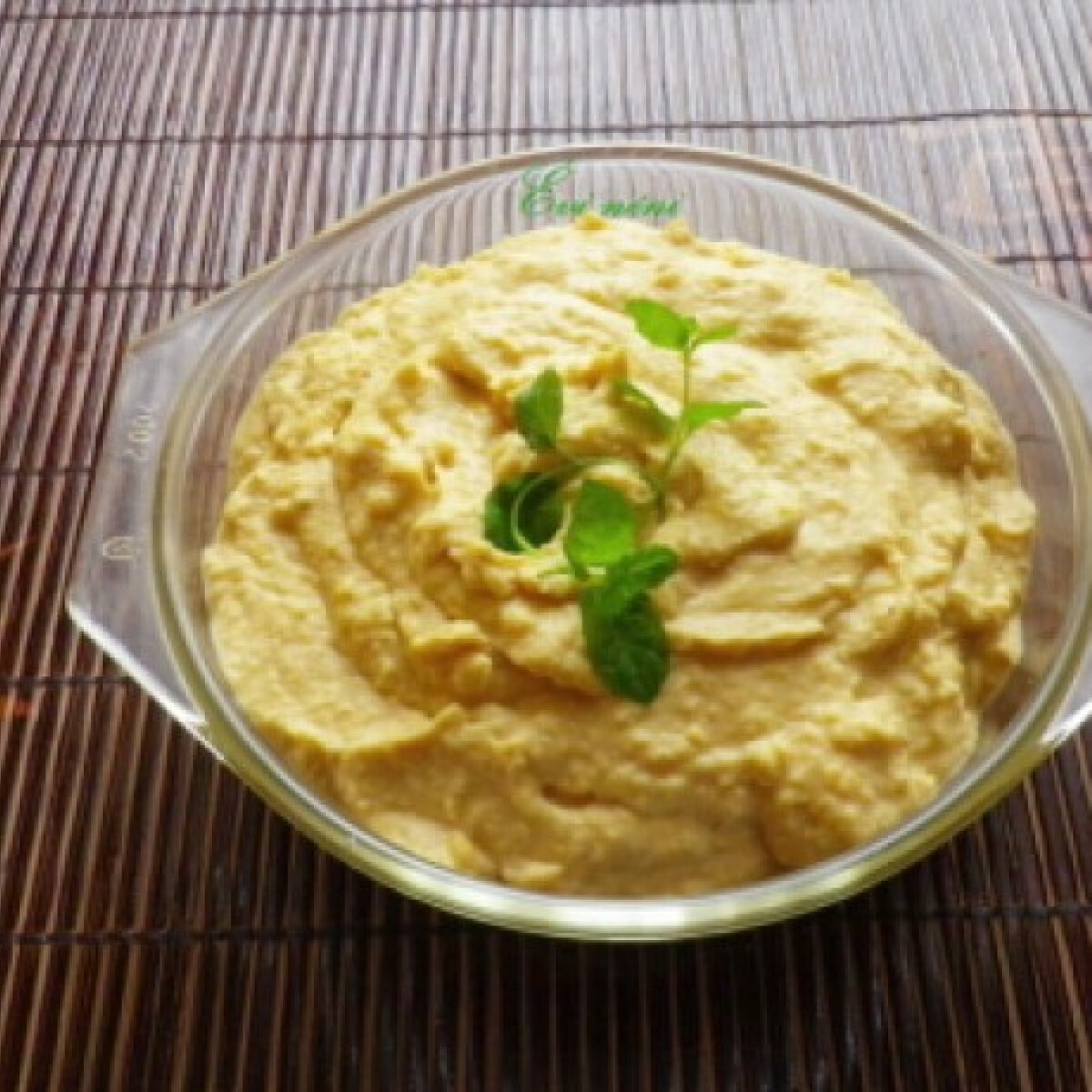 Kurkumás humusz | Nosalty