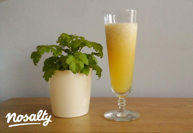 Almás ananász-smoothie