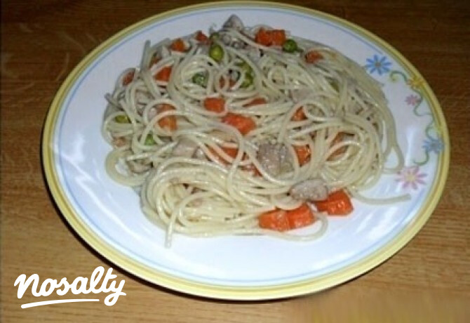 Gyors zöldséges-csirkés spagetti
