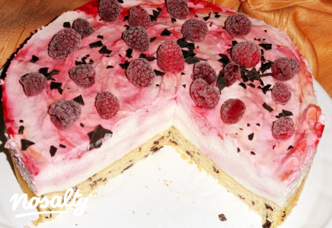 Málnás mascarpone torta