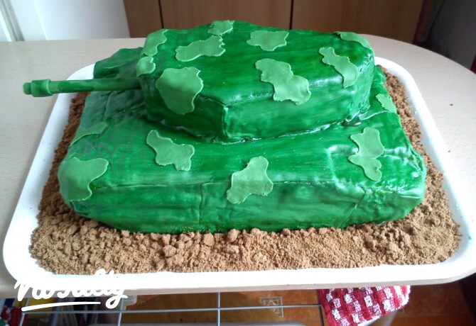 Tank alakú torta