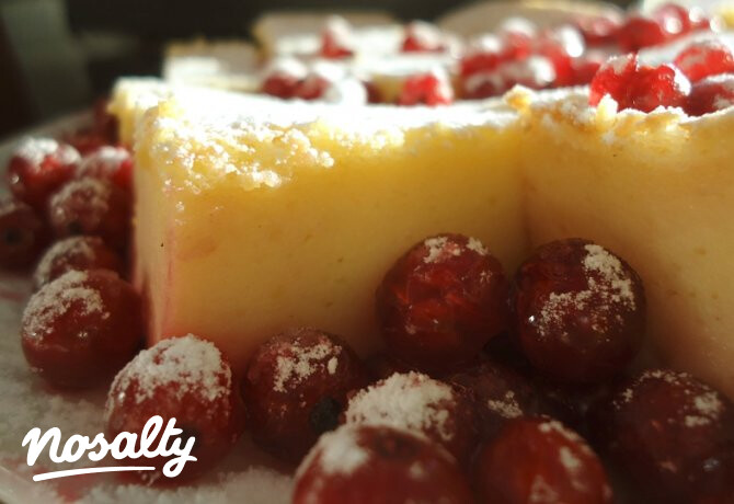 Ribizlis mascarponés lepény