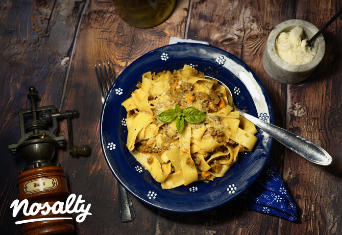 Eredeti bolognai ragu a Kékfestő Konyhából