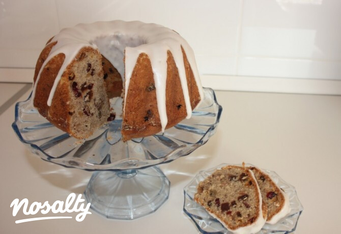 Karácsonyi mazsolás torta