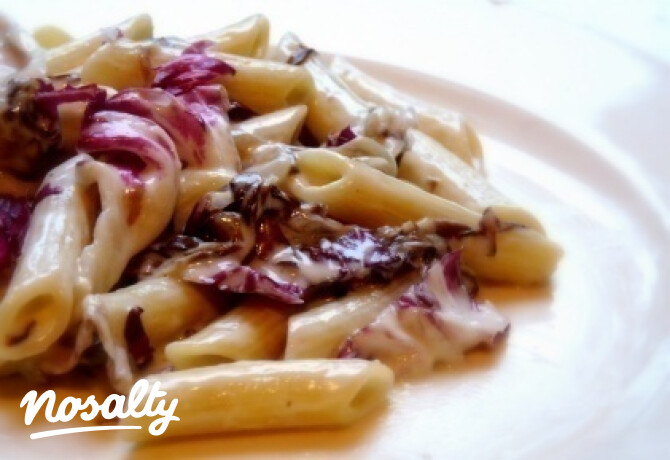 Penne radicchióval