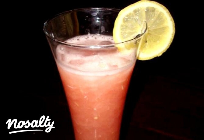 Grapefruit-citrom turmix