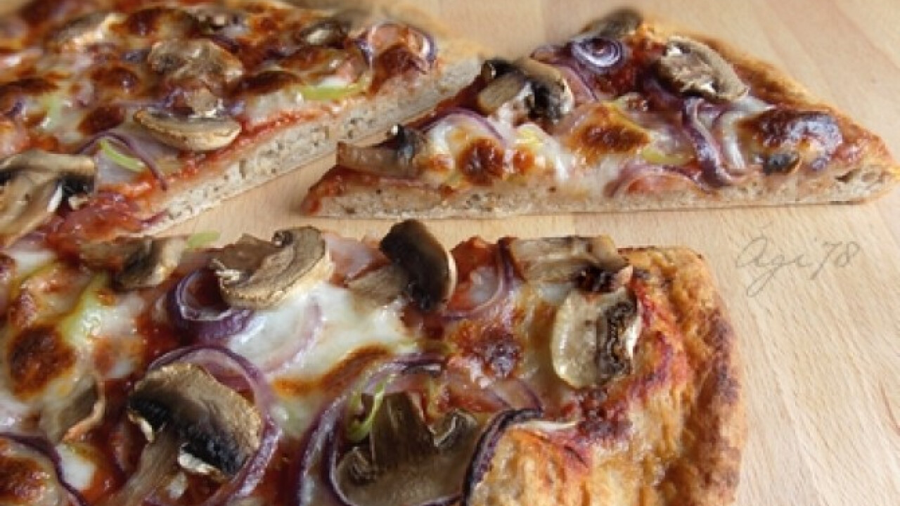 Pizza teljes kiőrlésű liszttel-kovásszal