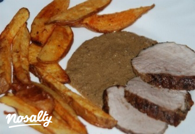 Szűzérmék kacsamájszósszal és steak burgonyával