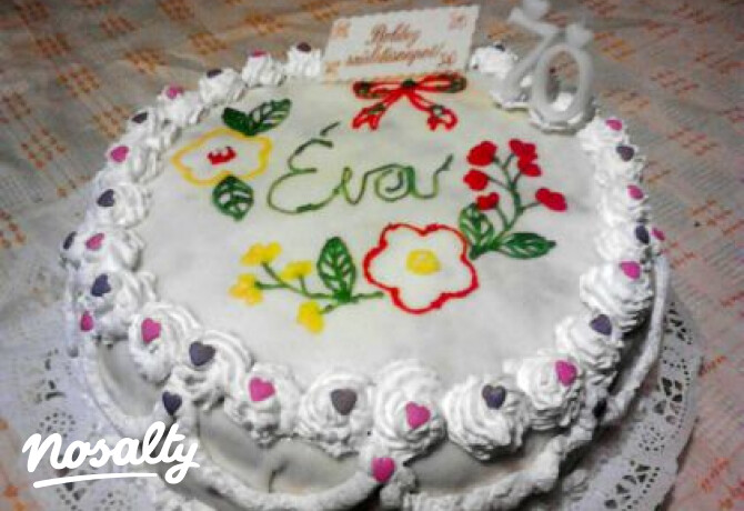 Tejfölkrémes epres torta