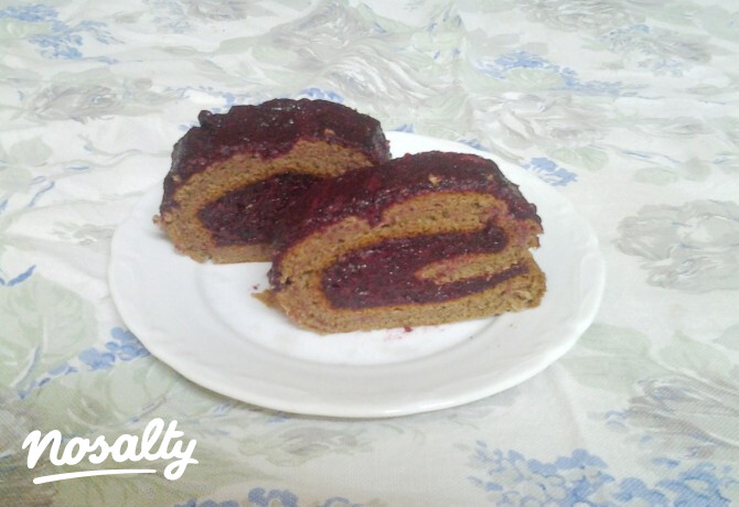 Kakaós-meggyes rolád