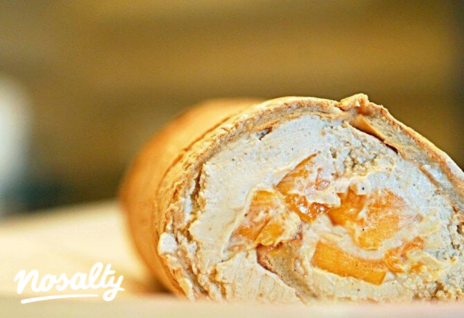 Mangós-krémes meringue tekercs