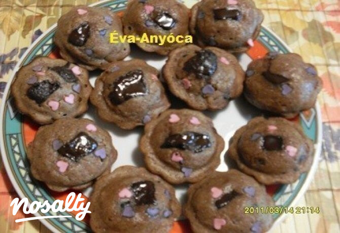 Kakaós muffin narancshéjas étcsokival
