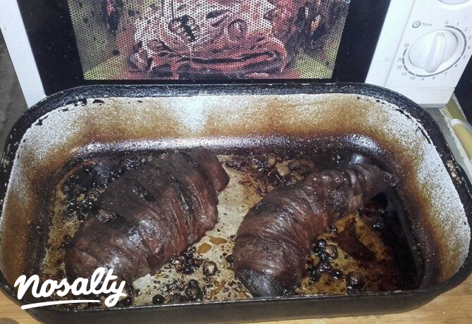 Baconbe tekert szarvasszűz