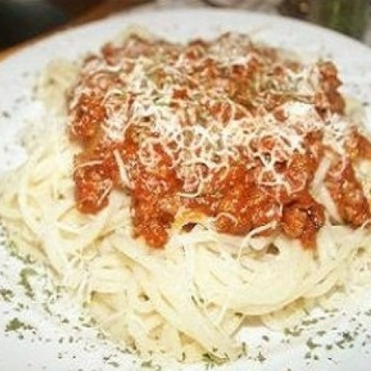 Ezen a képen: Gyors bolognai spagetti
