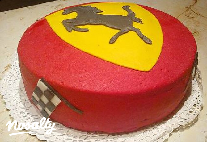 Forma 1 torta feketeerdő ízzel