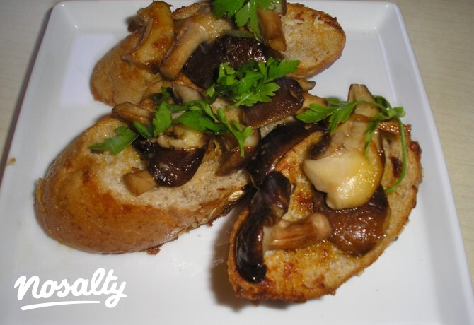Bruschetta shiitake gombával