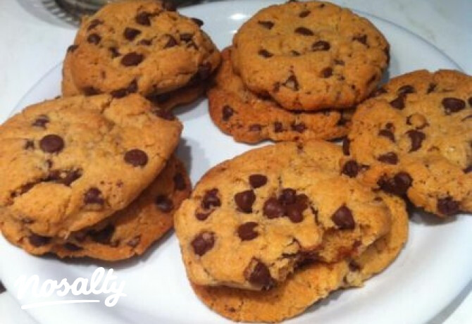 Ezen a képen: Amerikai chocolate chip cookie
