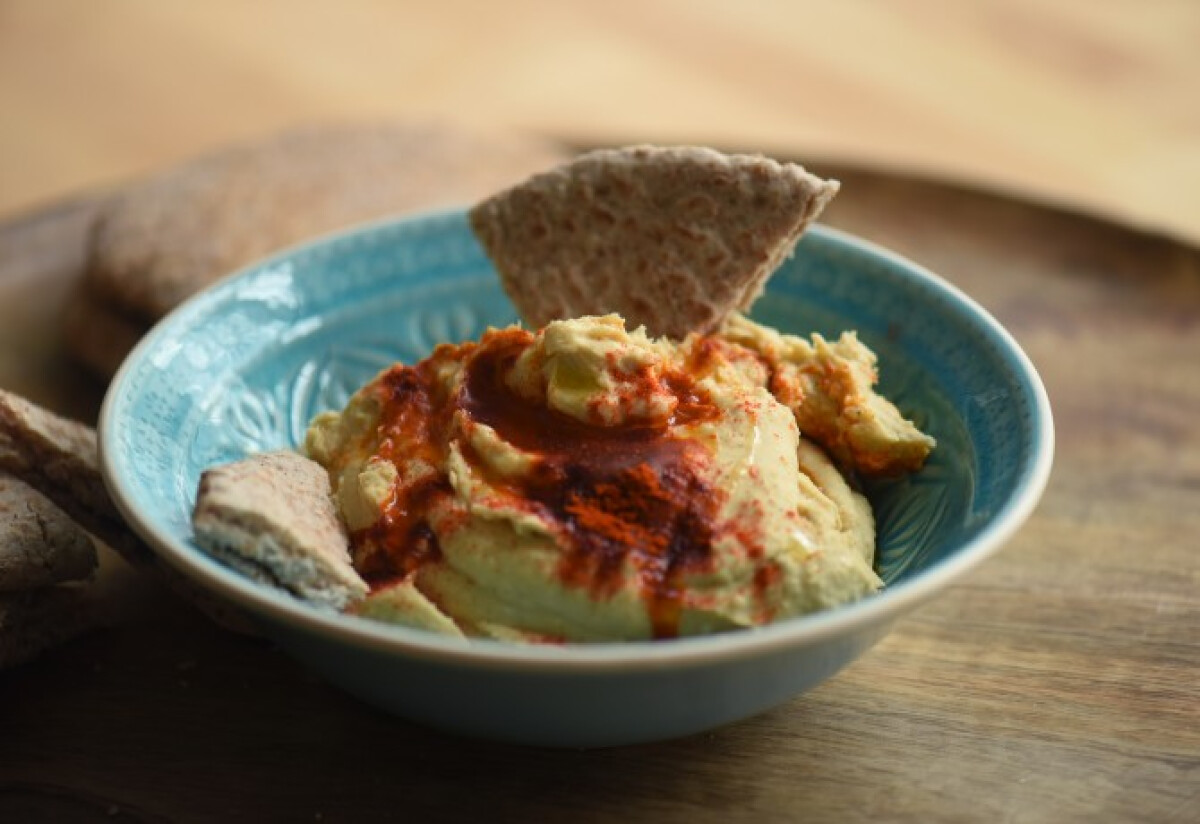 Egyszerű házi humusz | Nosalty