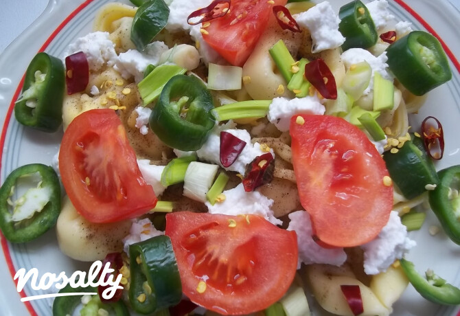 Sonkás tortellini kecskesajttal