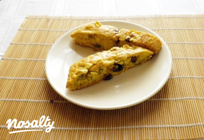 Áfonyás-pisztáciás-fehér csokis cantuccini