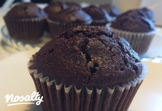 Málnás-étcsokis, teljes kiőrlésű tönkölymuffin