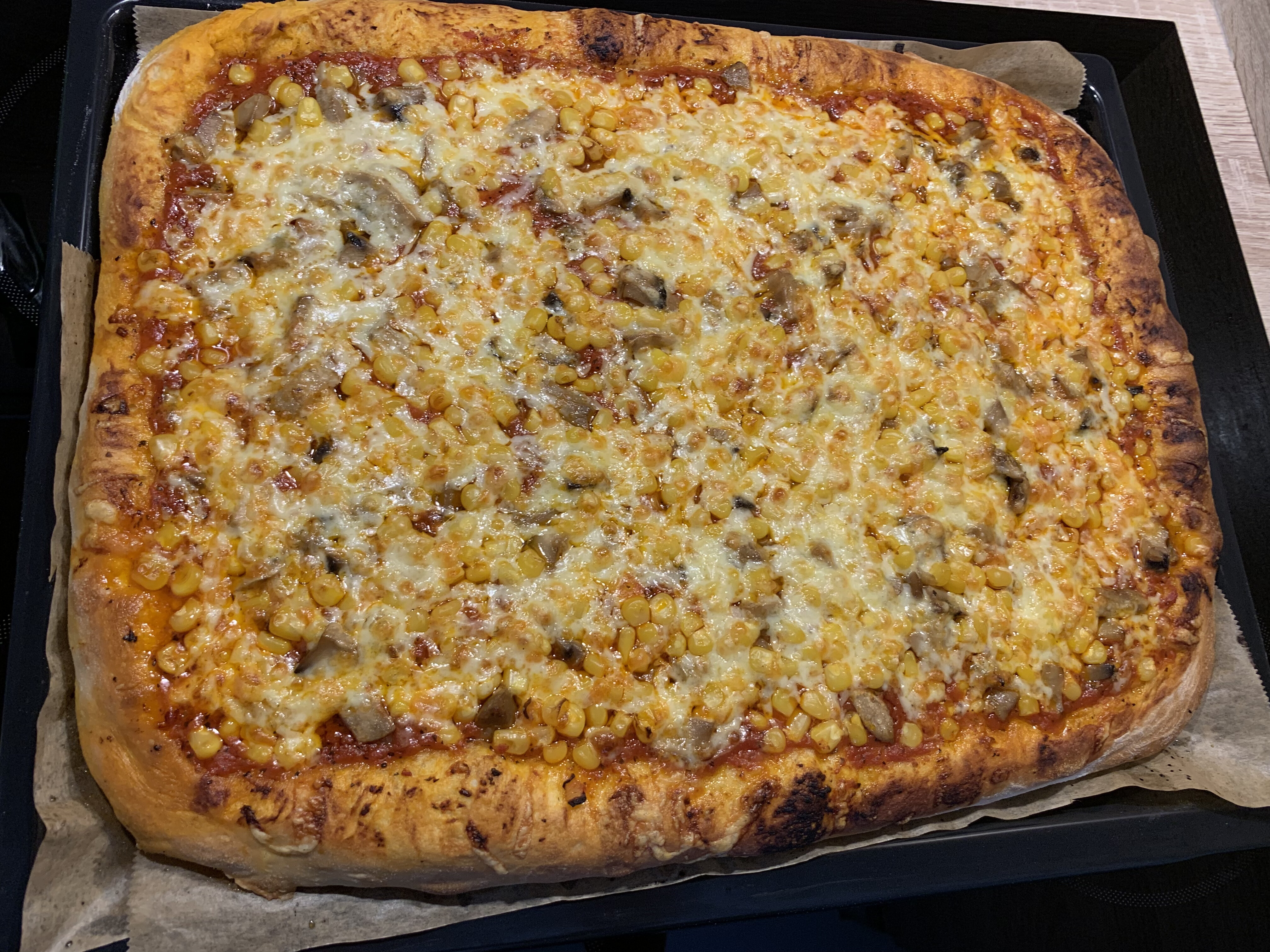 Kukoricás-gombás pizza | Nosalty