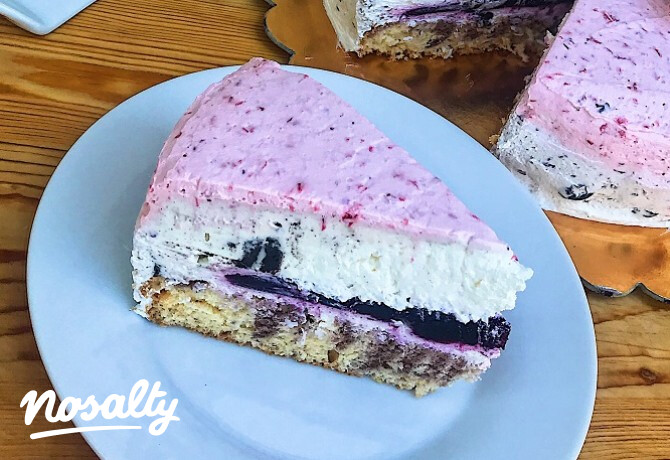 Áfonyás-citromos-kókuszos torta