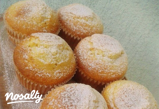 Kókuszos fehér csokoládés muffin