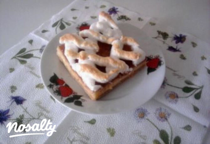 Rácsos túrós lepény