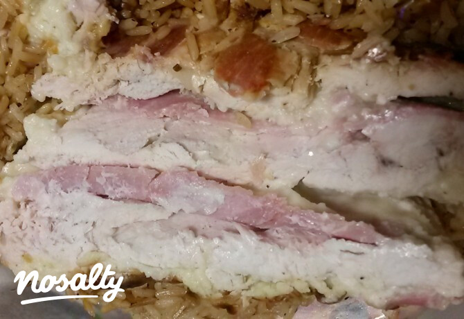 Besameles-sajtos-baconös rakott csirkemell