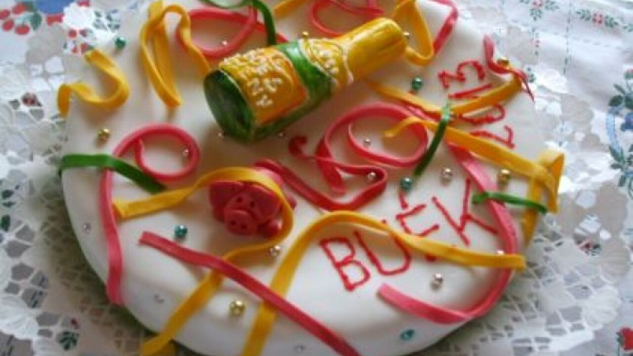Szilveszteri marcipántorta