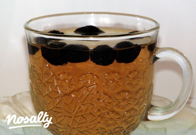 Áfonyalevél-tea csipkebogyóval