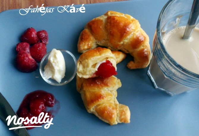Croissant Fahéjas Kávé konyhájából