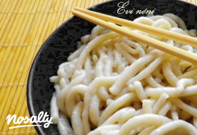 Udon tészta házilag készítve