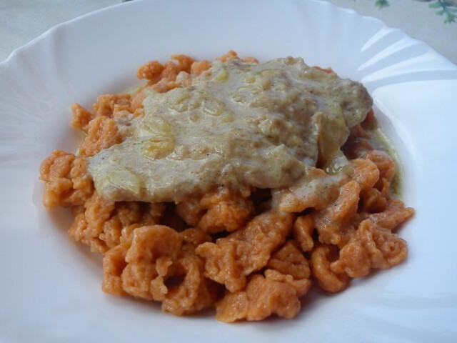 Mustaros Szelet Pirospaprikas Nokedlivel Nosalty