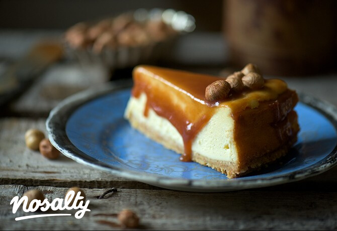 Mogyorós-karamellás sajttorta