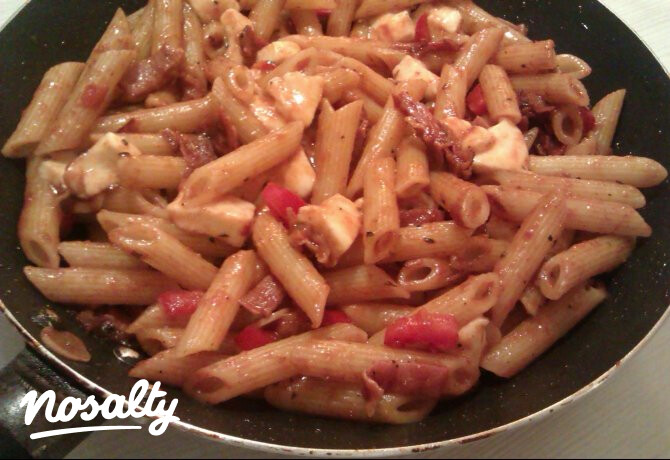 Pikáns penne