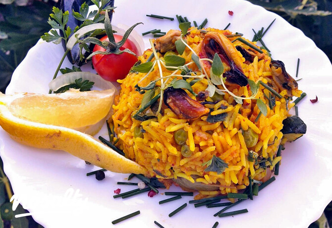 Fekete kagylós fitt paella