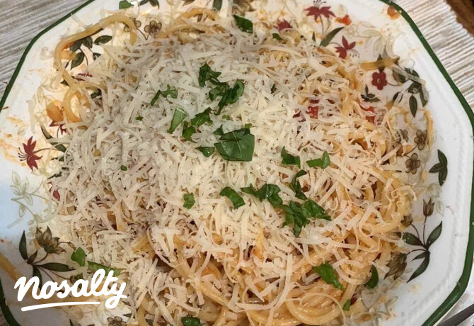 Tonhalas-paradicsomos spagetti