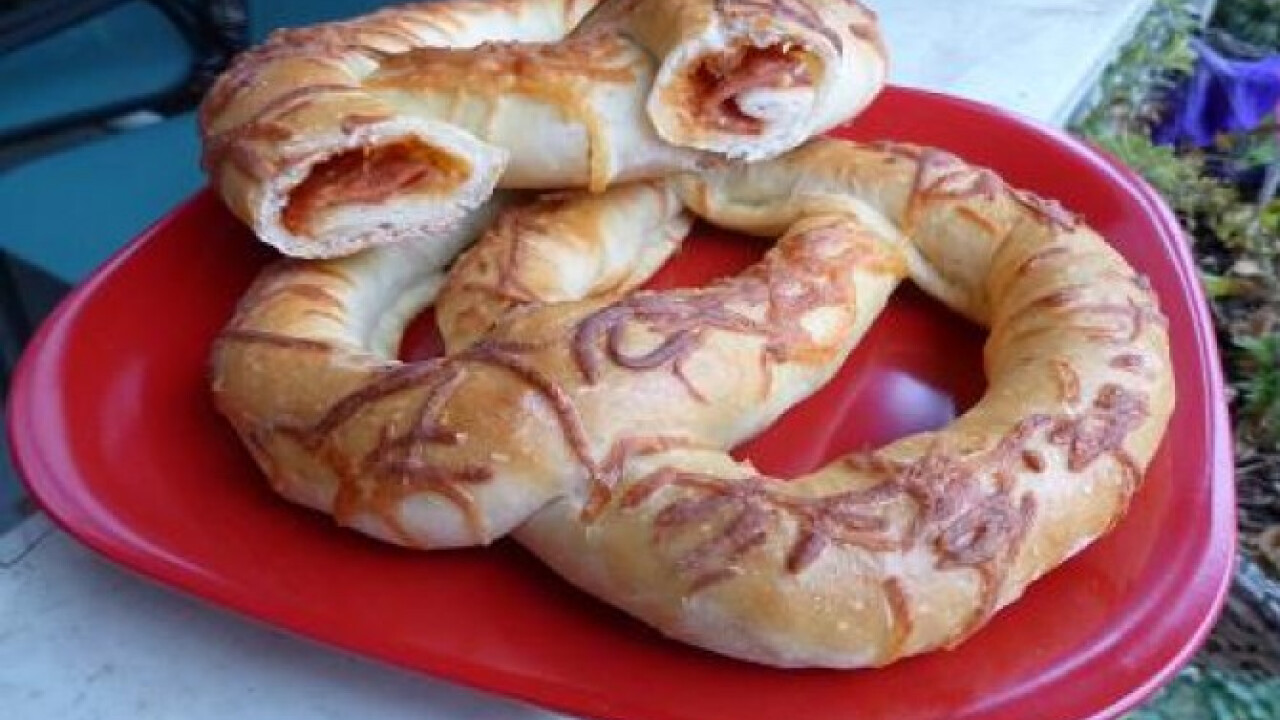 Pizzás perec