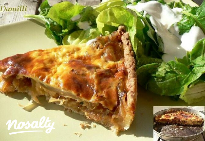 Almás-hagymás-savanyú káposztás pite