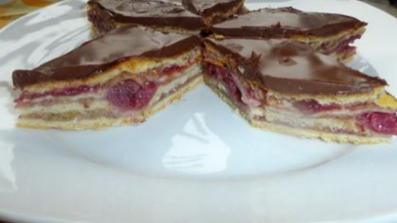 Meggyes zserbó