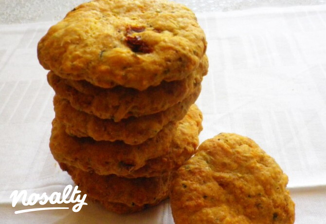 Aszalt paradicsomos-parmezános keksz
