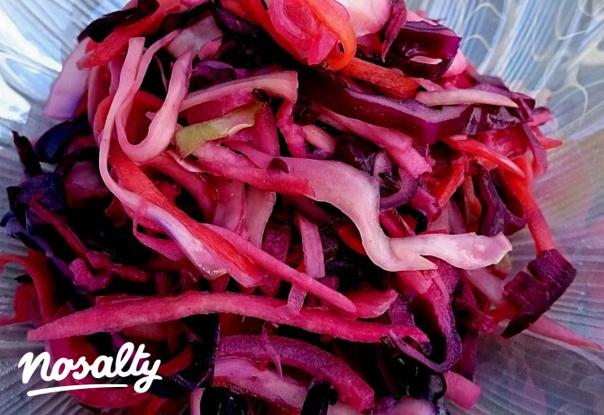 Céklás coleslaw