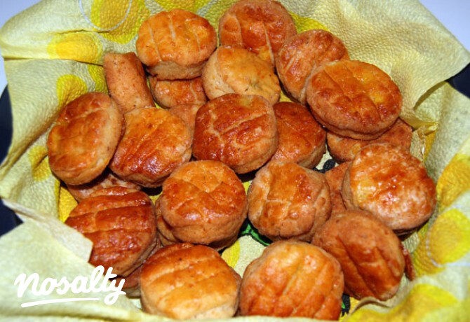Burgonyás - tepertős pogácsa